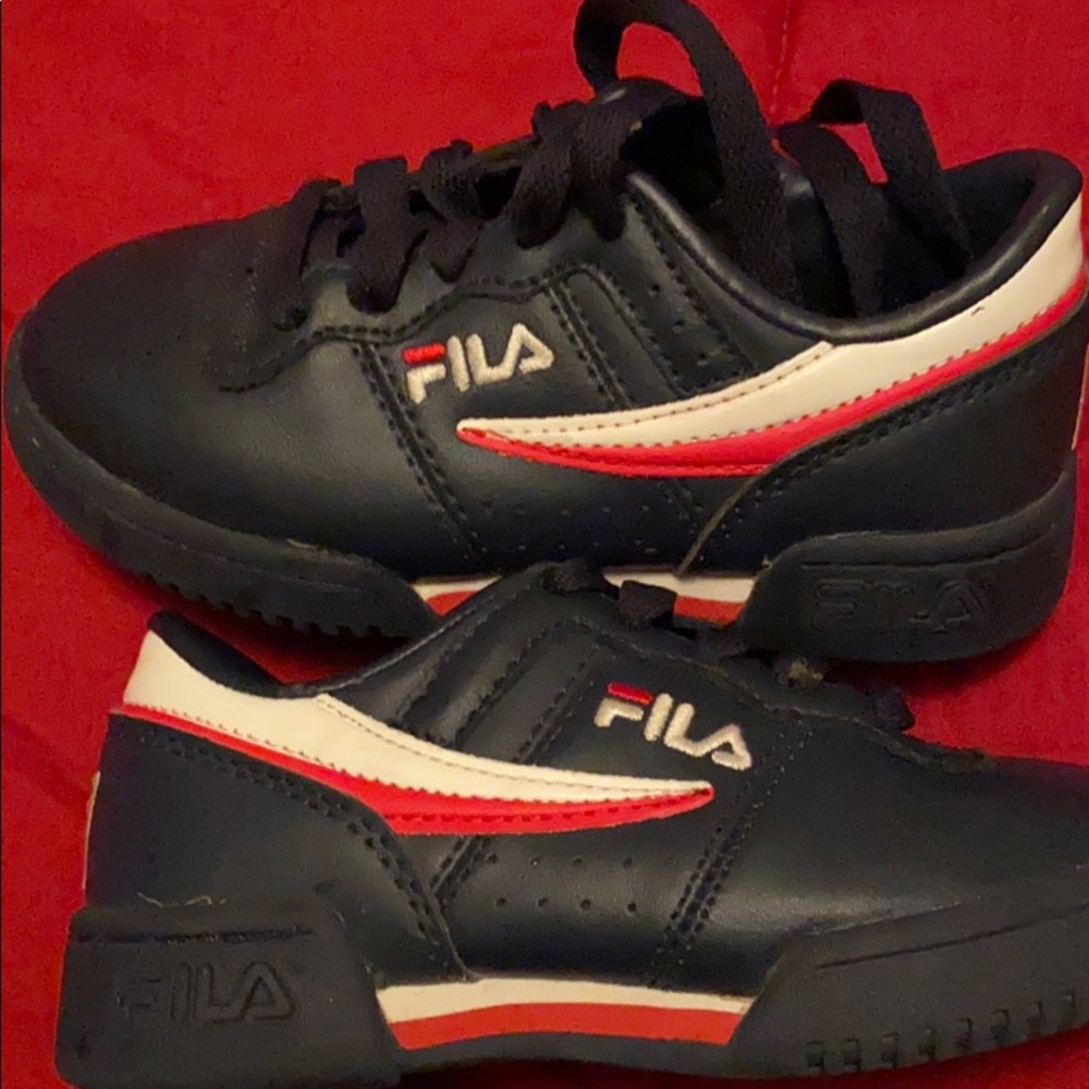 Fila size 11c navy red white